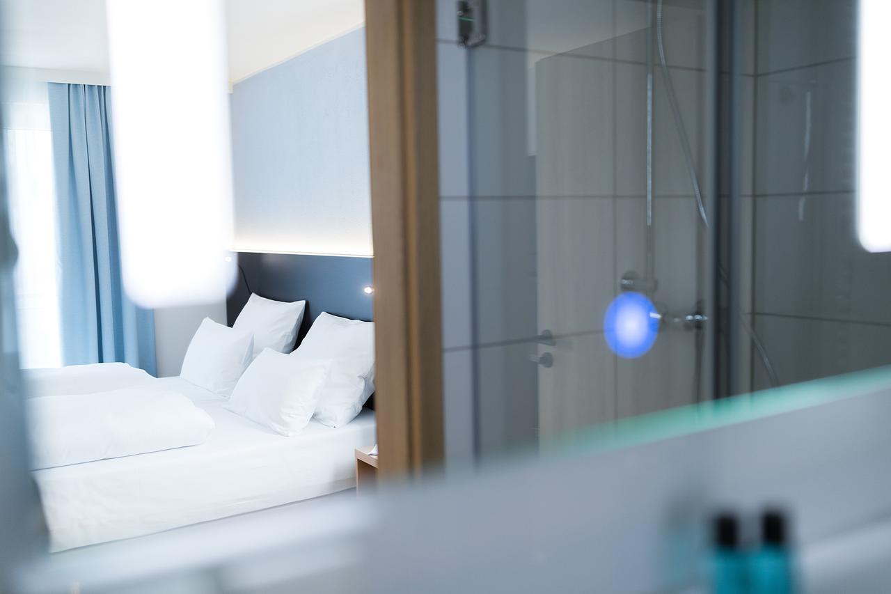 Hotel U7 Μέτσινγκεν Εξωτερικό φωτογραφία