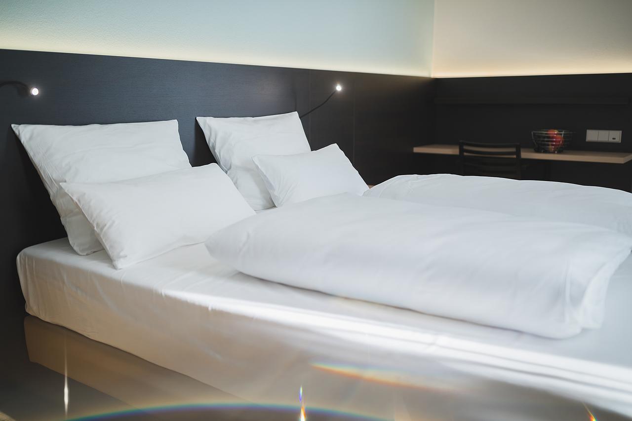 Hotel U7 Μέτσινγκεν Εξωτερικό φωτογραφία